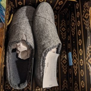 NIB TOMS Berkeley Slipper